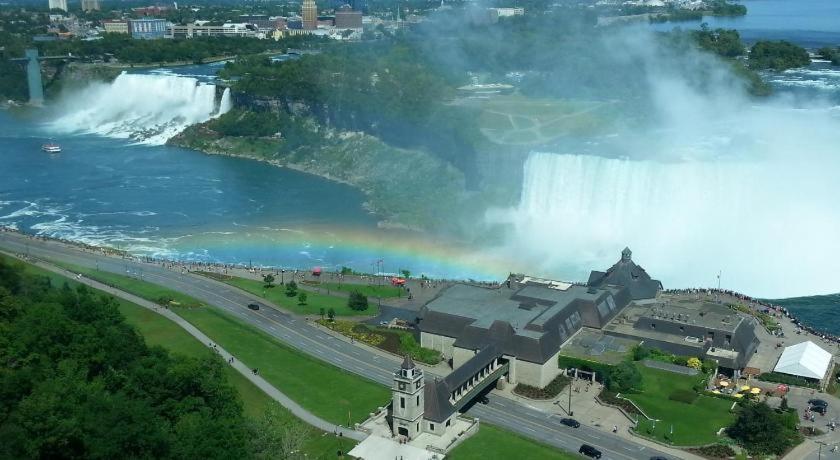 Tower Hotel At Fallsview Niagara Falls Exterior photo