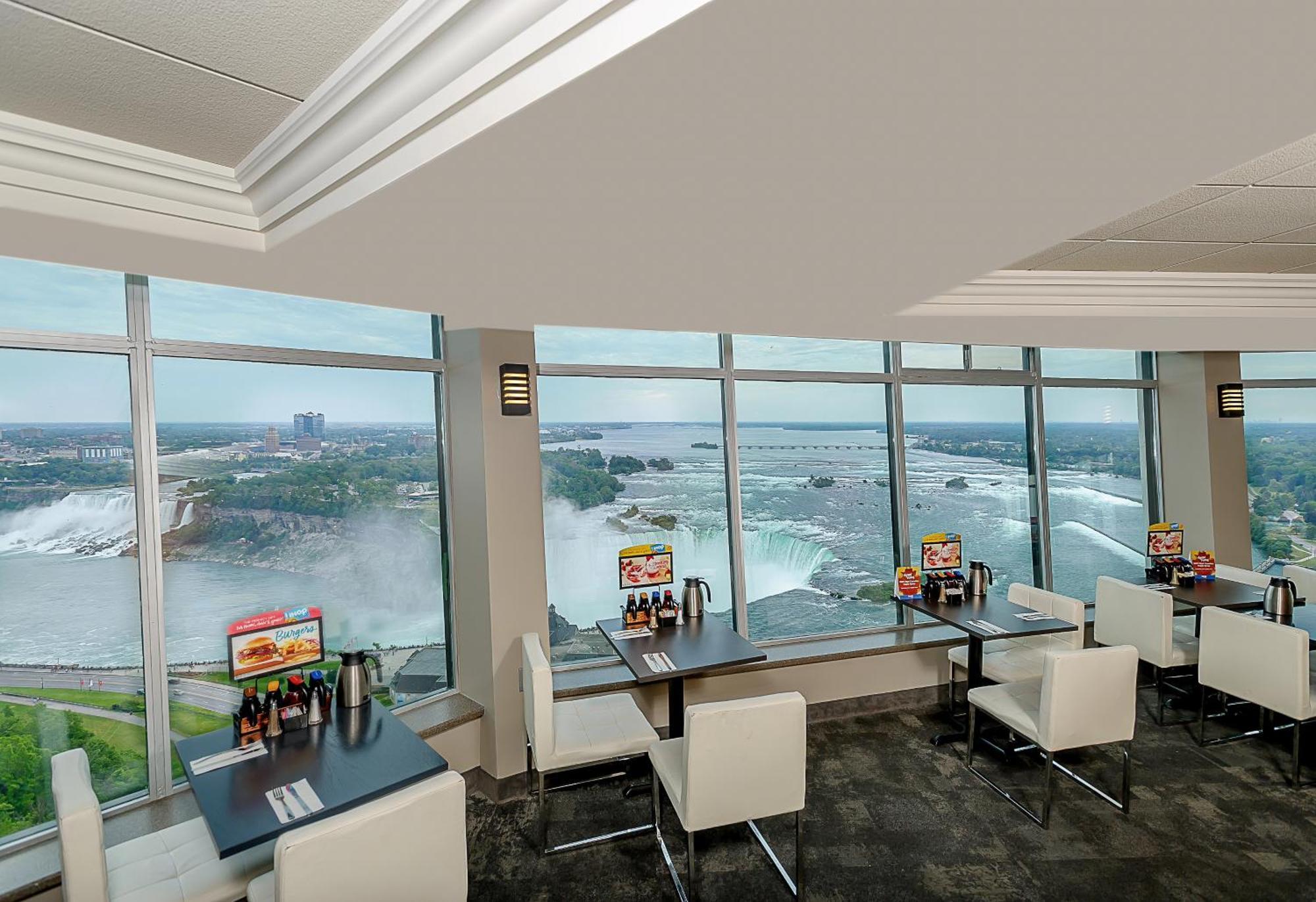 Tower Hotel At Fallsview Niagara Falls Exterior photo