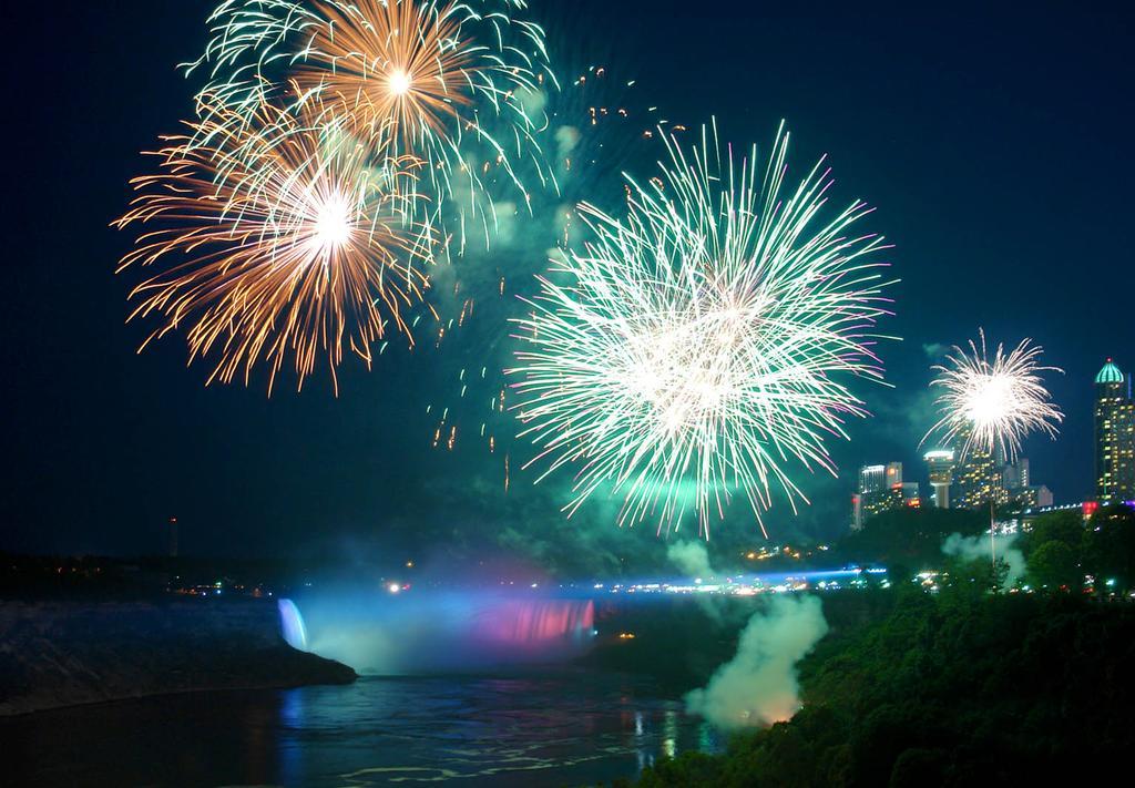 Tower Hotel At Fallsview Niagara Falls Exterior photo