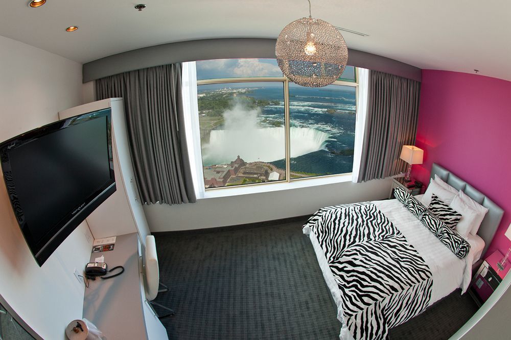 Tower Hotel At Fallsview Niagara Falls Exterior photo